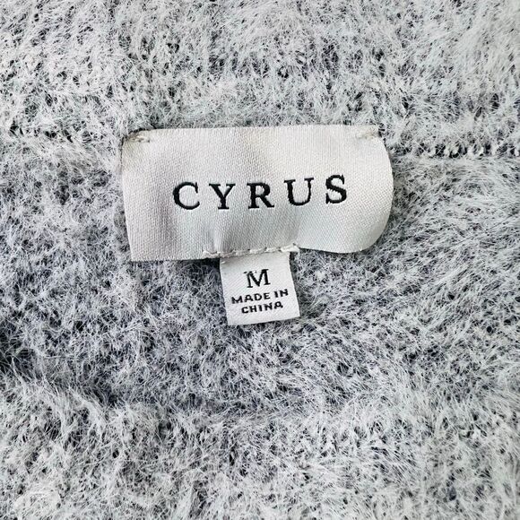 Cyrus fuzzy buffalo checkered plaid sweater. - Picture 4 of 6